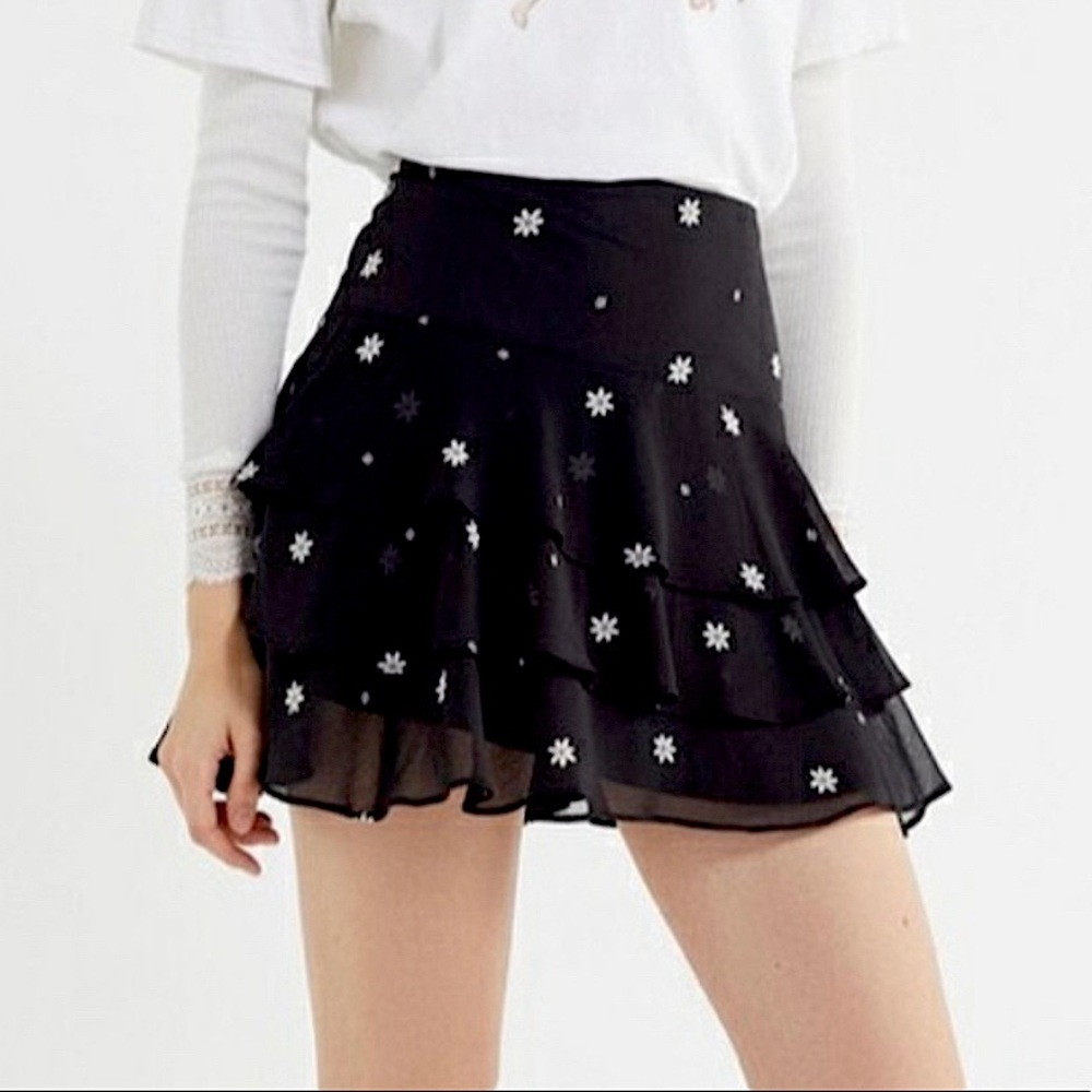 UO Daisy Ruffle Skirt